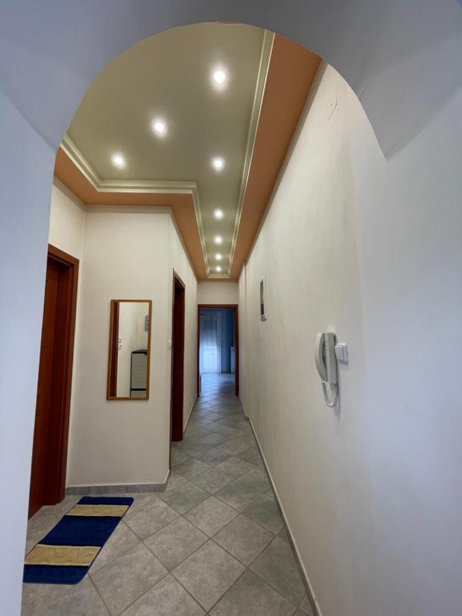 Seaside Apartment With Private Garden เนอา อันคิอาลอส ภายนอก รูปภาพ
