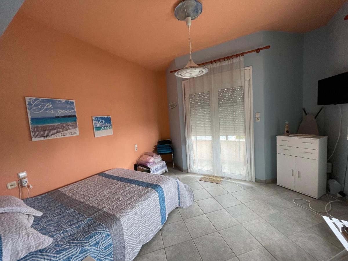 Seaside Apartment With Private Garden เนอา อันคิอาลอส ภายนอก รูปภาพ